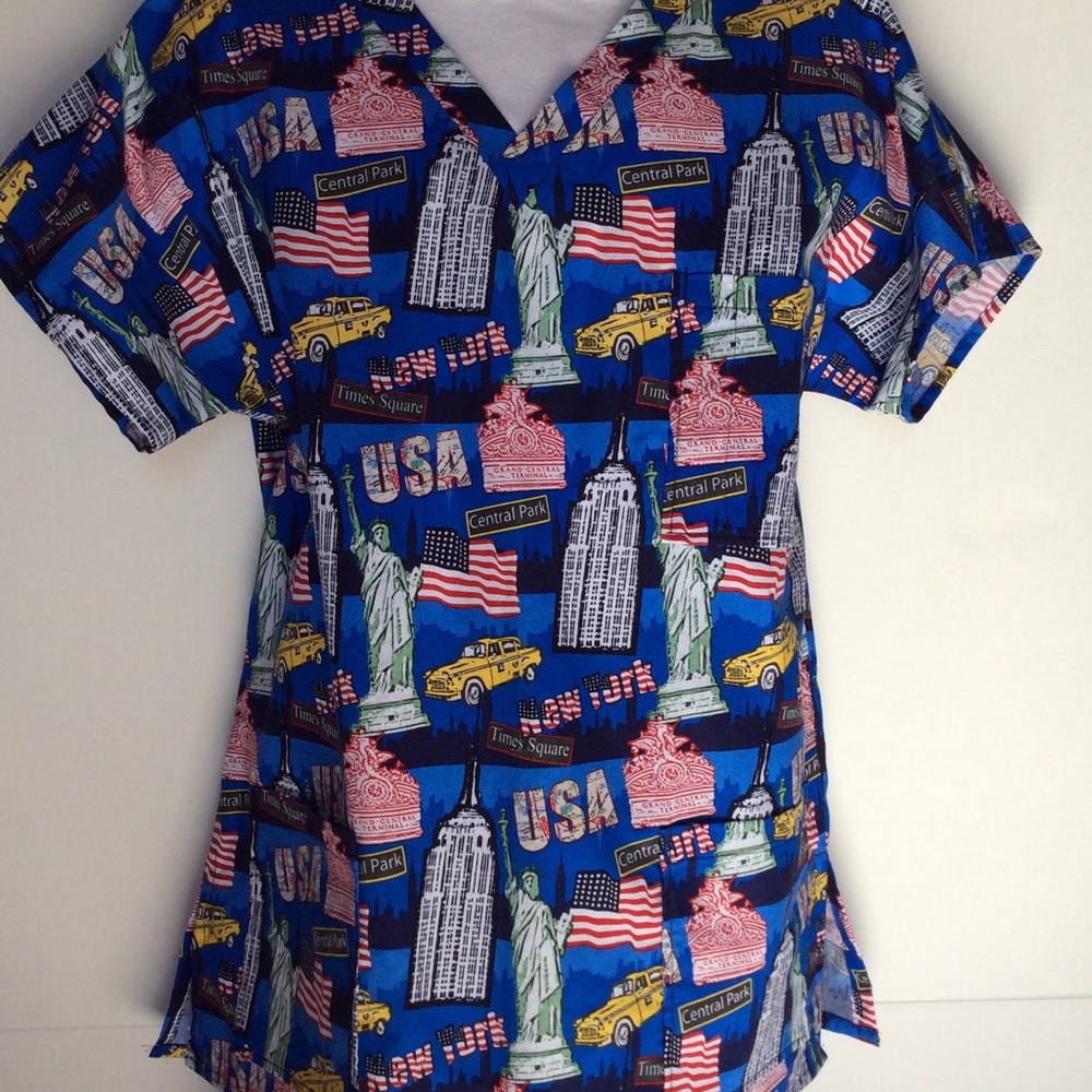 Mens handcrafted I love New York scrub top